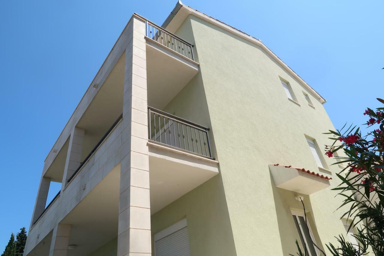 Apartments Maras プリモシュテン エクステリア 写真