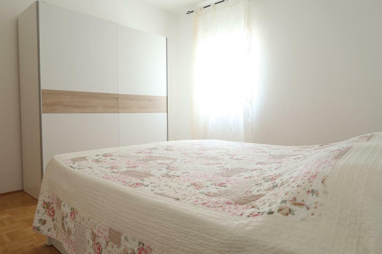Apartments Maras プリモシュテン エクステリア 写真