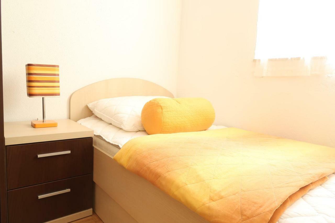 Apartments Maras プリモシュテン エクステリア 写真